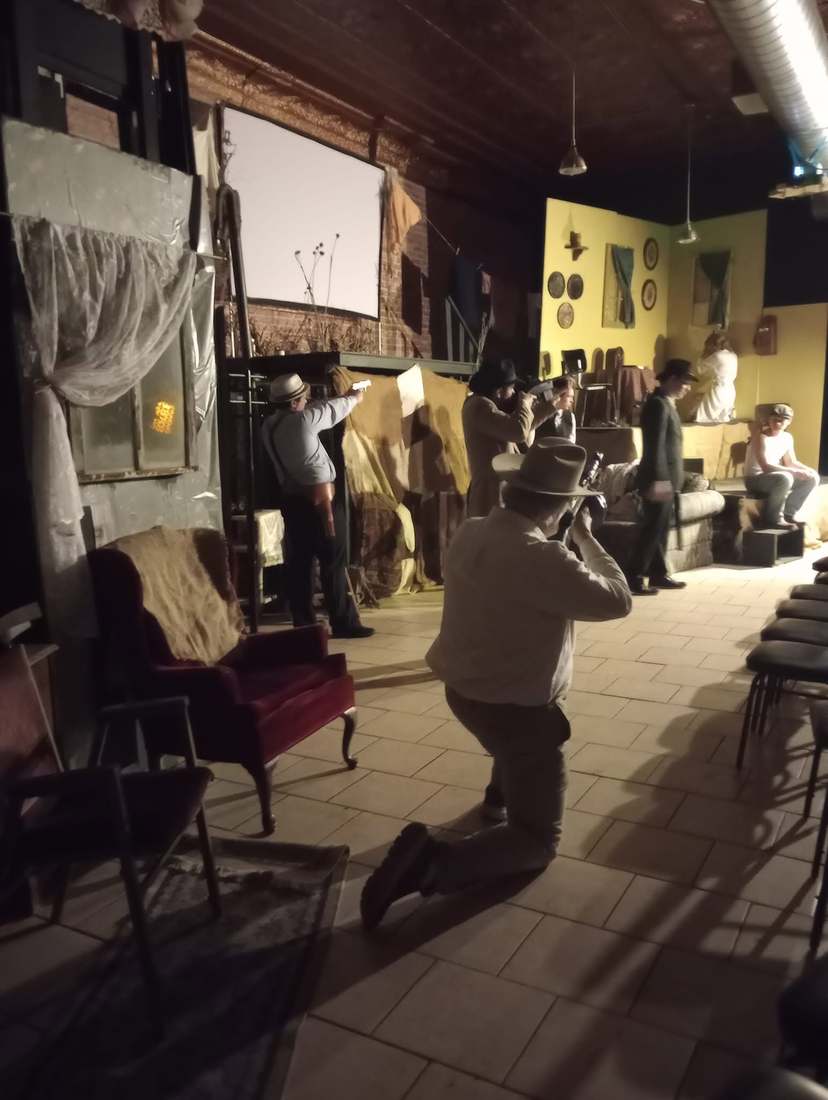 The lawmen close in: a shootout scene on the Bonnie & Clyde stage